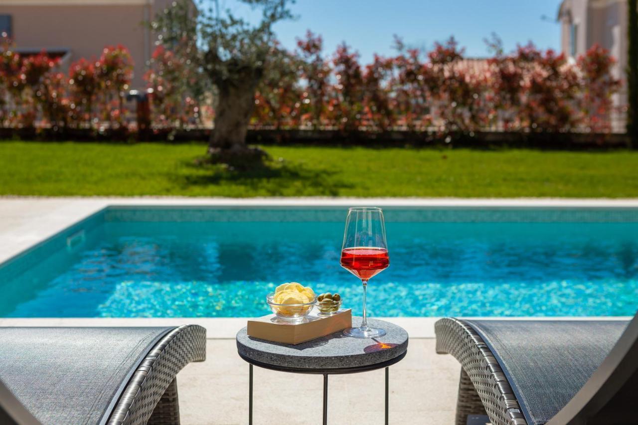 Villa Florence By Ilc-Istria Luxury Collection Brtonigla Exterior photo